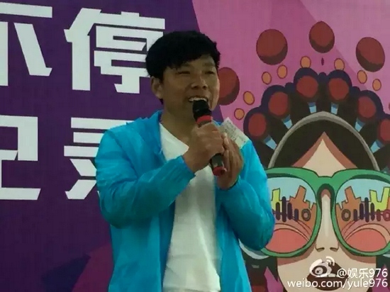 見證挑戰(zhàn)的戲迷代表陳紅森講述自己和戲曲的故事、見證歷史時(shí)刻的心情。