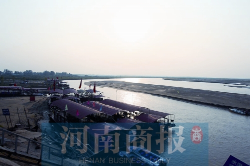 鄭州黃河邊上多數“漁家樂”均無船檢、合格證等