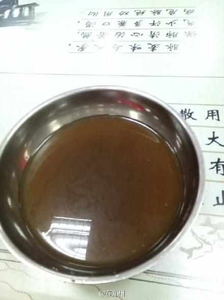 厲害了！鄭州一高校特制防霾湯劑免費發放給學生