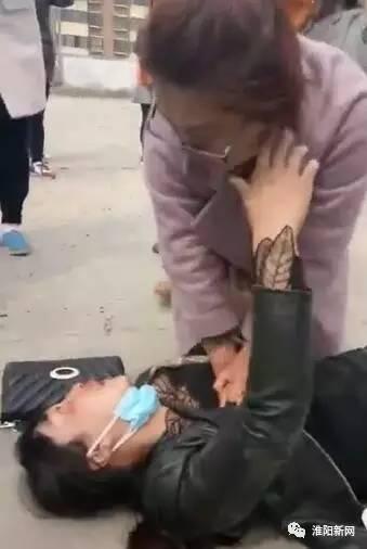 周口一駕校學員突發心梗 最美醫生跪地吸血救人