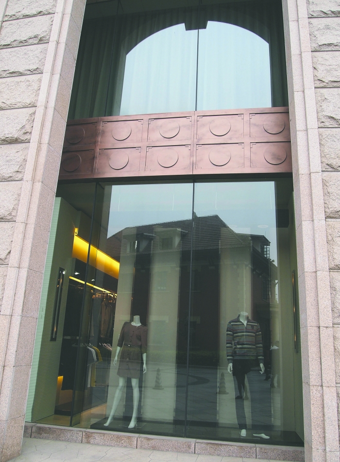 成都新東方千禧大酒店內，曾銷售假冒LV產品的店鋪