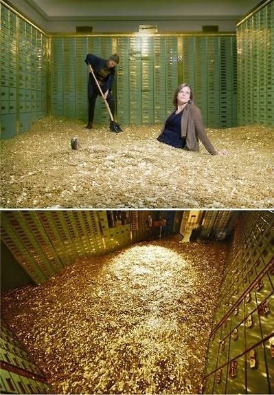 瑞典網(wǎng)店推出“金錢浴”，800萬枚硬幣堆成金“浴池”。