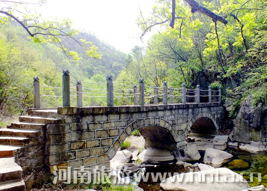 端午“惠游”西峽龍潭溝