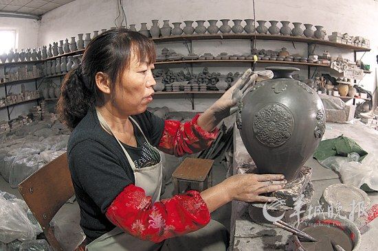 　　唐三彩傳統制作工藝已經被列入國家級非物質文化遺產