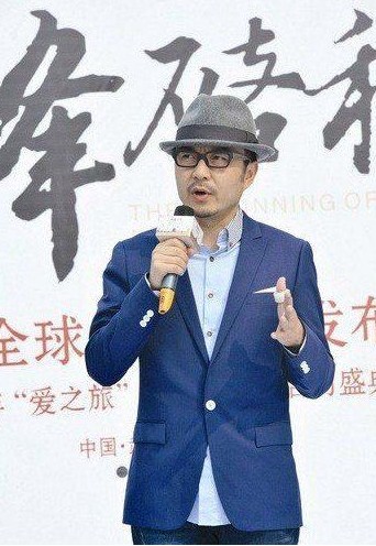 汪涵自曝年薪30萬。