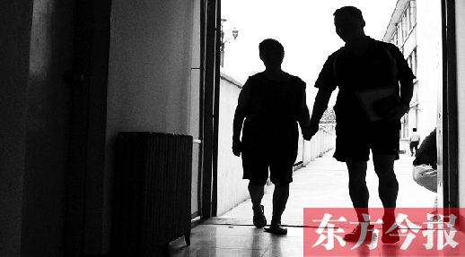 生活節奏加快，再加上工作壓力大，現在年輕人很容易忽略退休在家、更需要關心的老人 記者 張曉冬/圖