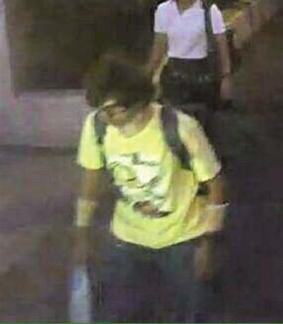 據(jù)泰國媒體報道，警方目前已鎖定曼谷17日爆炸嫌疑人。