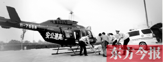 7月25日，河南省公安廳高速交警總隊進行了首次直升機高速公路急救病人演練