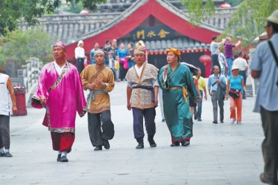 景區(qū)不漲價(jià)，希望游客玩得開(kāi)心。