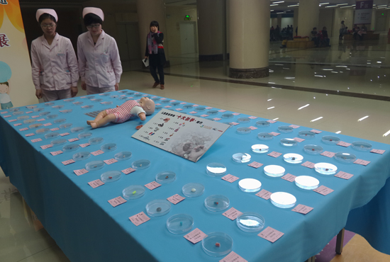 鄭州市兒童醫院舉行的首屆兒童氣道、食道異物展
