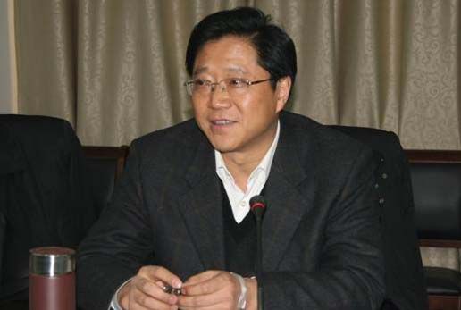 銅陵市委召開全市領(lǐng)導(dǎo)干部會議宣布安徽省委決定，提名銅陵市委副書記倪玉平為銅陵市人民政府市長候選人。