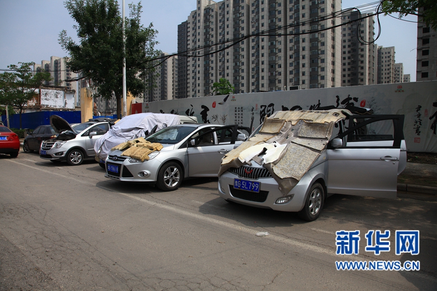 大雨過后艷陽天  新鄉車主晾曬忙