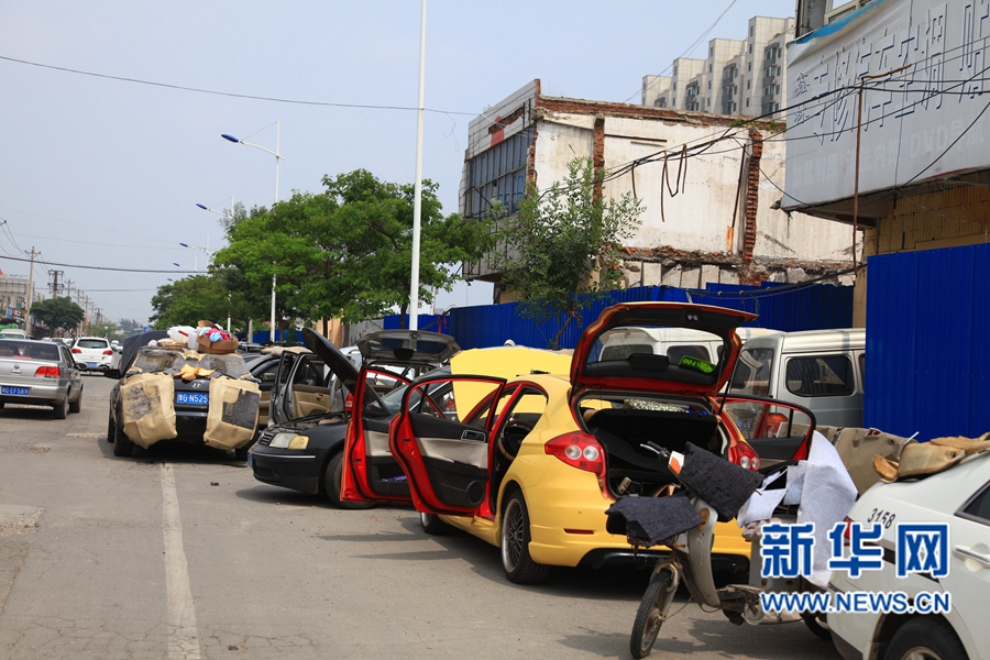 大雨過后艷陽天  新鄉車主晾曬忙