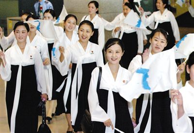 2005年9月，結束亞洲田徑錦標賽之行的朝鮮拉拉隊。