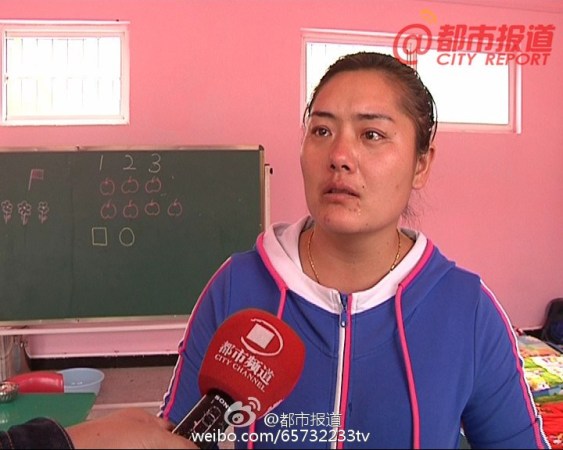 當事老師接受采訪時表示很委屈。