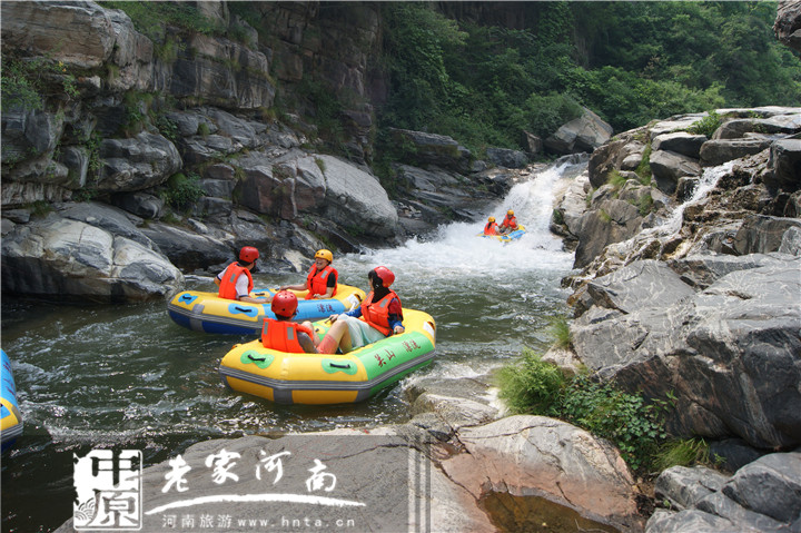 這個夏天,到關(guān)山、八里溝漂流戲水爽“到家”了