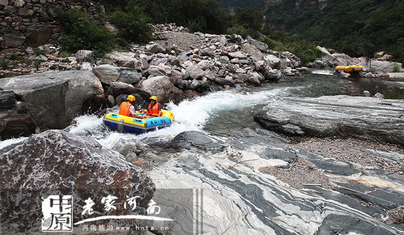 這個夏天,到關(guān)山、八里溝漂流戲水爽“到家”了