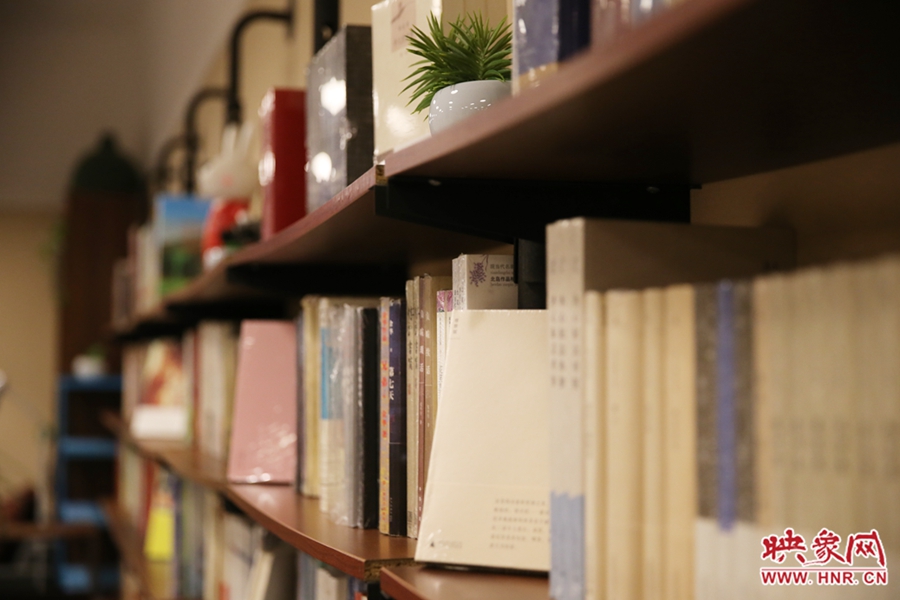 書店內的裝飾。