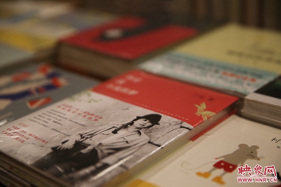 書店內的書。