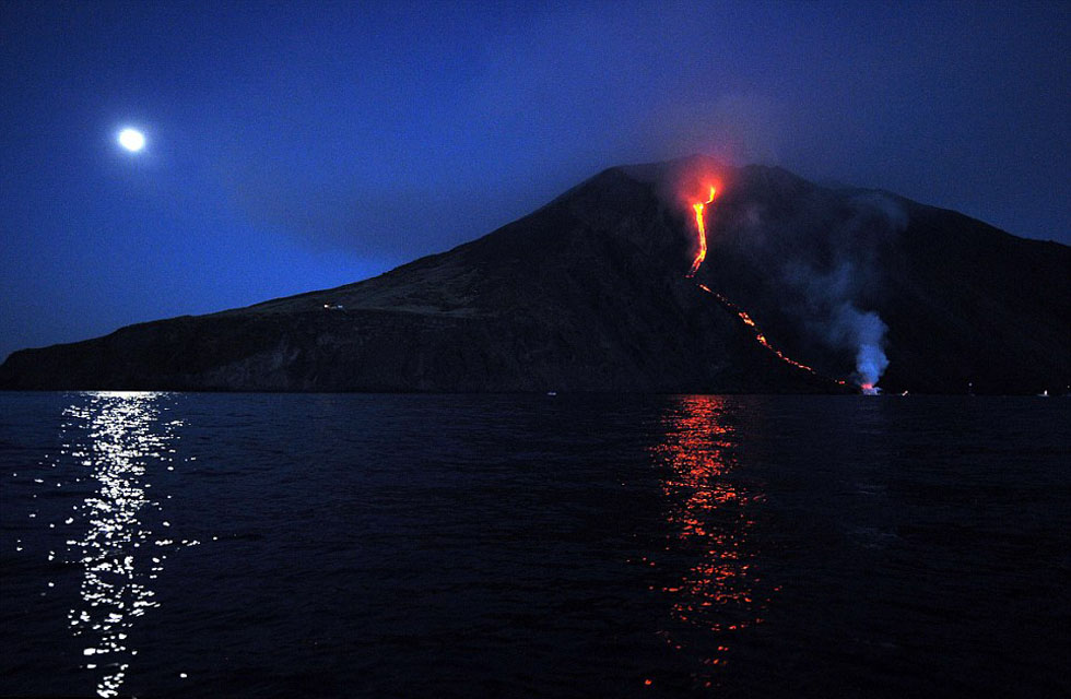 意大利火山噴發